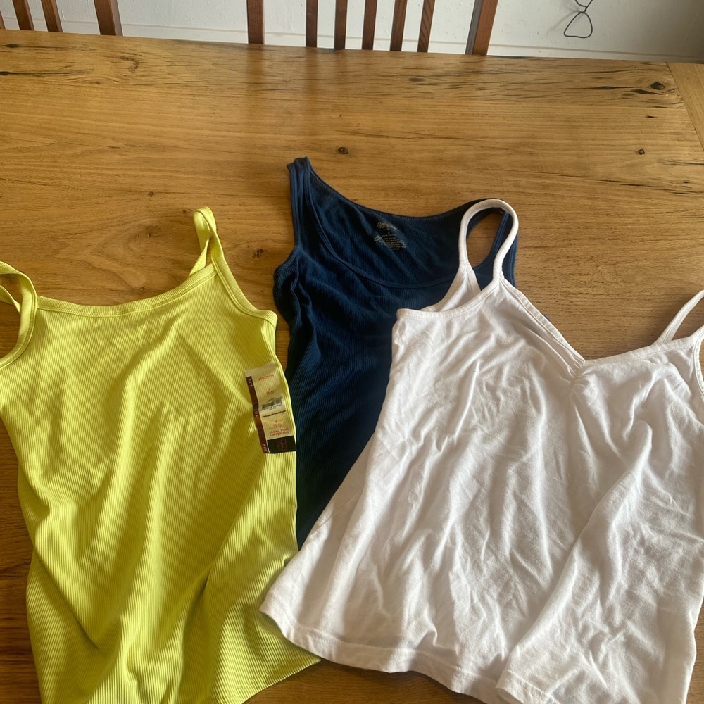 Yellow and White Fitted Sleeveless Camisole Top‎ Small Women’s Preloved and NWT